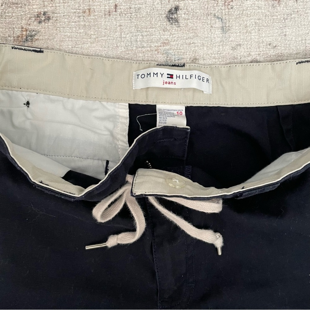 Tommy Hilfiger Khaki Shorts - Picture 4 of 6